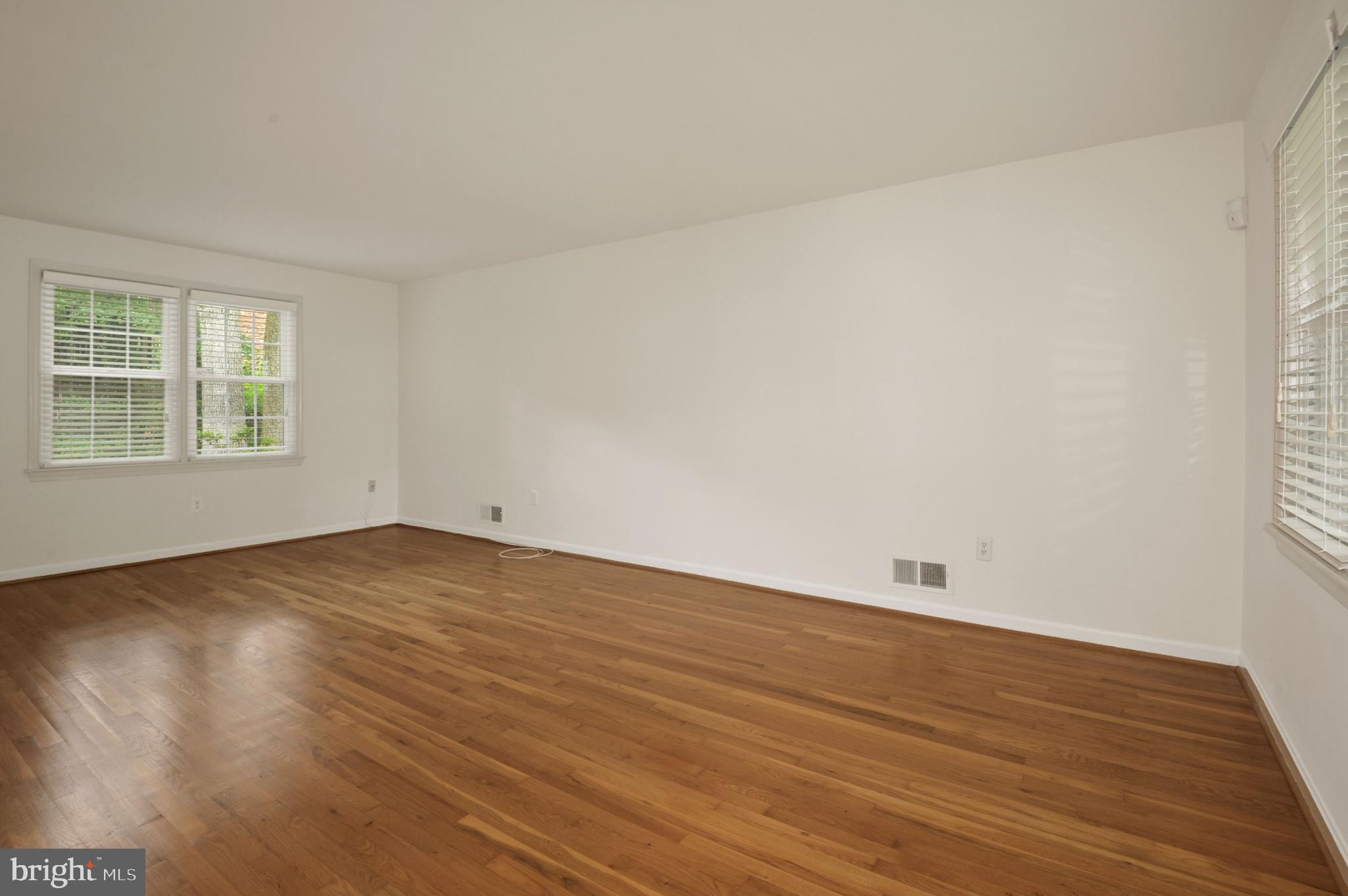 6724 Houndmaster Road Springfield, VA 22152 - Photo 17 of 45