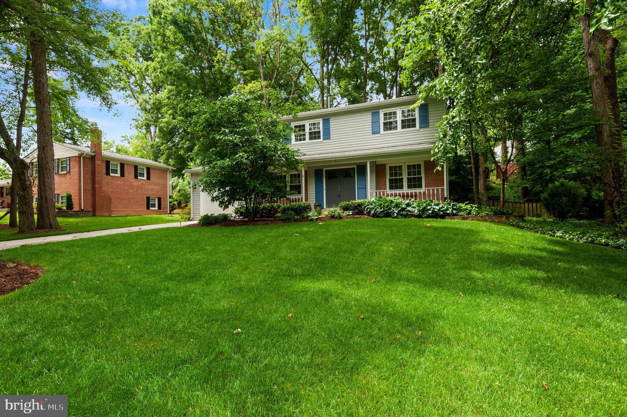 6724 Houndmaster Road Springfield, VA 22152 - Photo 3 of 45