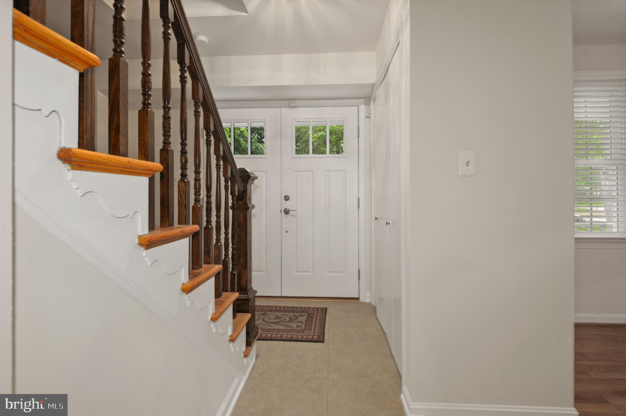6724 Houndmaster Road Springfield, VA 22152 - Photo 6 of 45