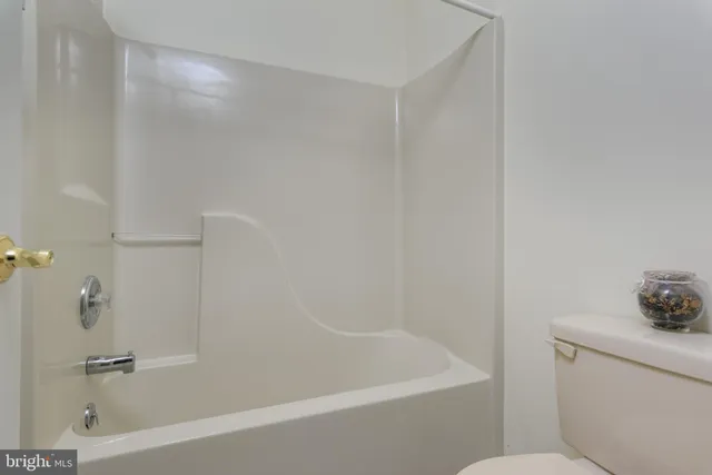 $350,000 | 322 Fox Knoll Court, Hanover, PA 17331