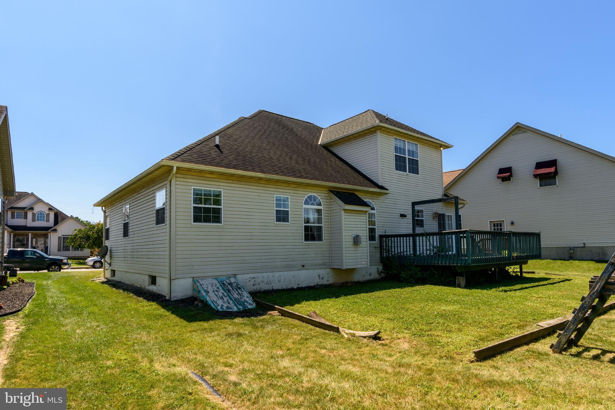 322 Fox Knoll Court Hanover, PA 17331 - Photo 7 of 28