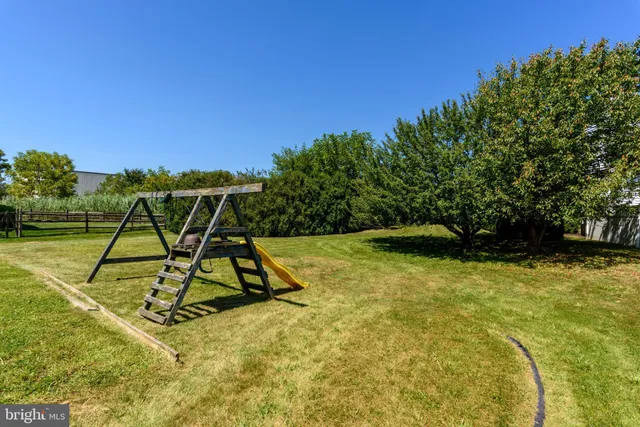 $350,000 | 322 Fox Knoll Court, Hanover, PA 17331