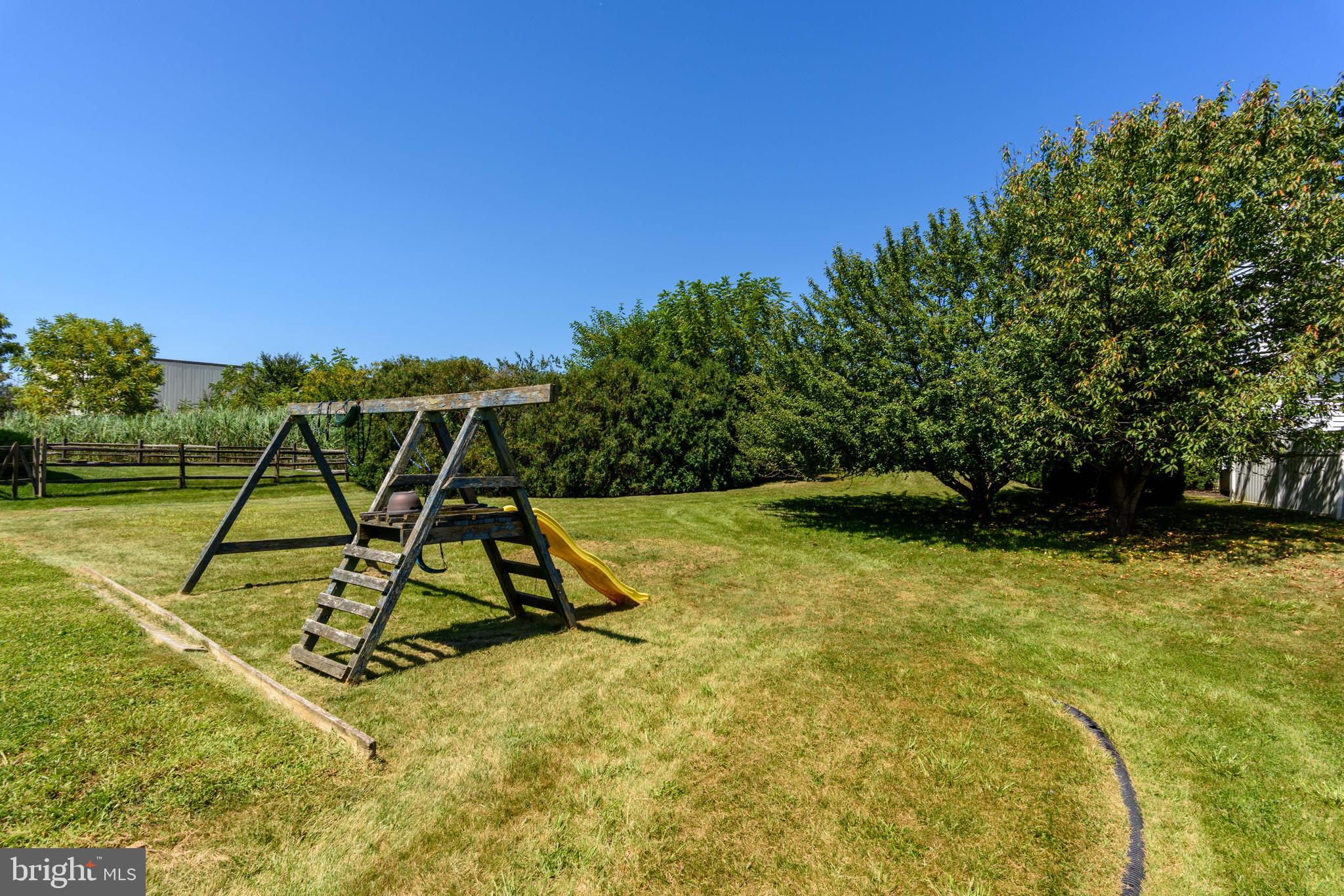 322 Fox Knoll Court Hanover, PA 17331 - Photo 8 of 28