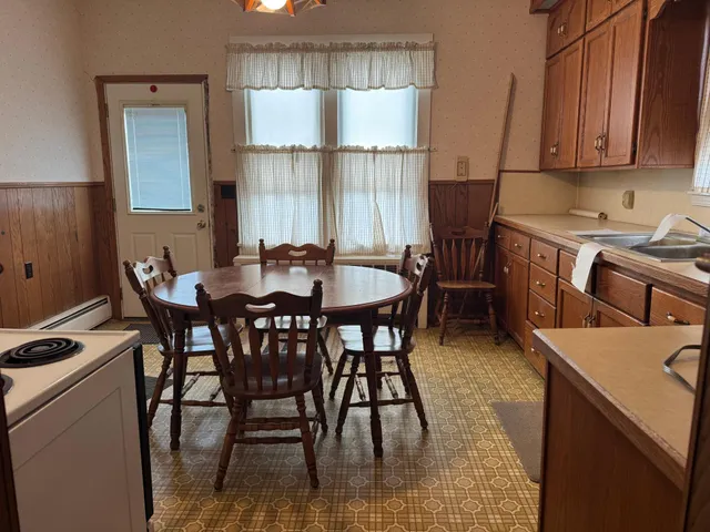 $83,000 | 24543 630th Avenue, Alden, MN 56009