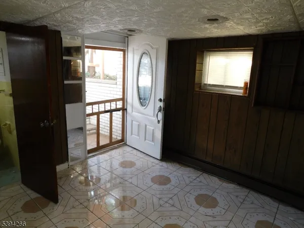 $3,795 | 78 Newark Avenue, Bloomfield, NJ 07003