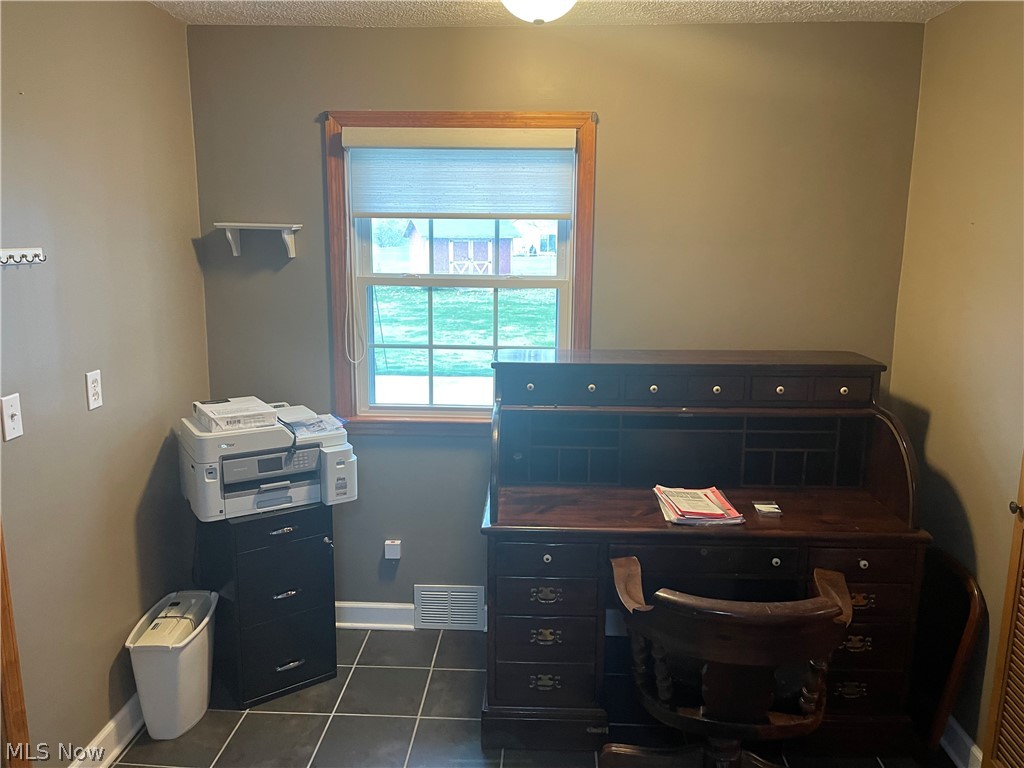 7971 Stockbridge Road Mentor, OH 44060 - Photo 19 of 25 Gallery Image 19
