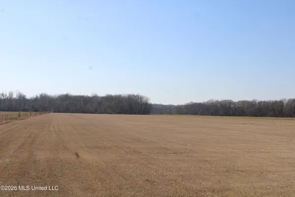 $475,000 | 1815 Craft Road, Olive Branch, MS 38654