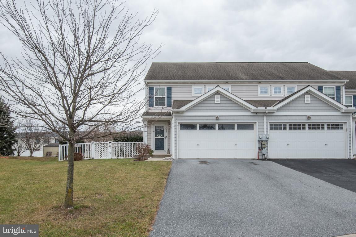 600 Fox Ridge Lane Lebanon, PA 17042 - Photo 4 of 55 Gallery Image 4