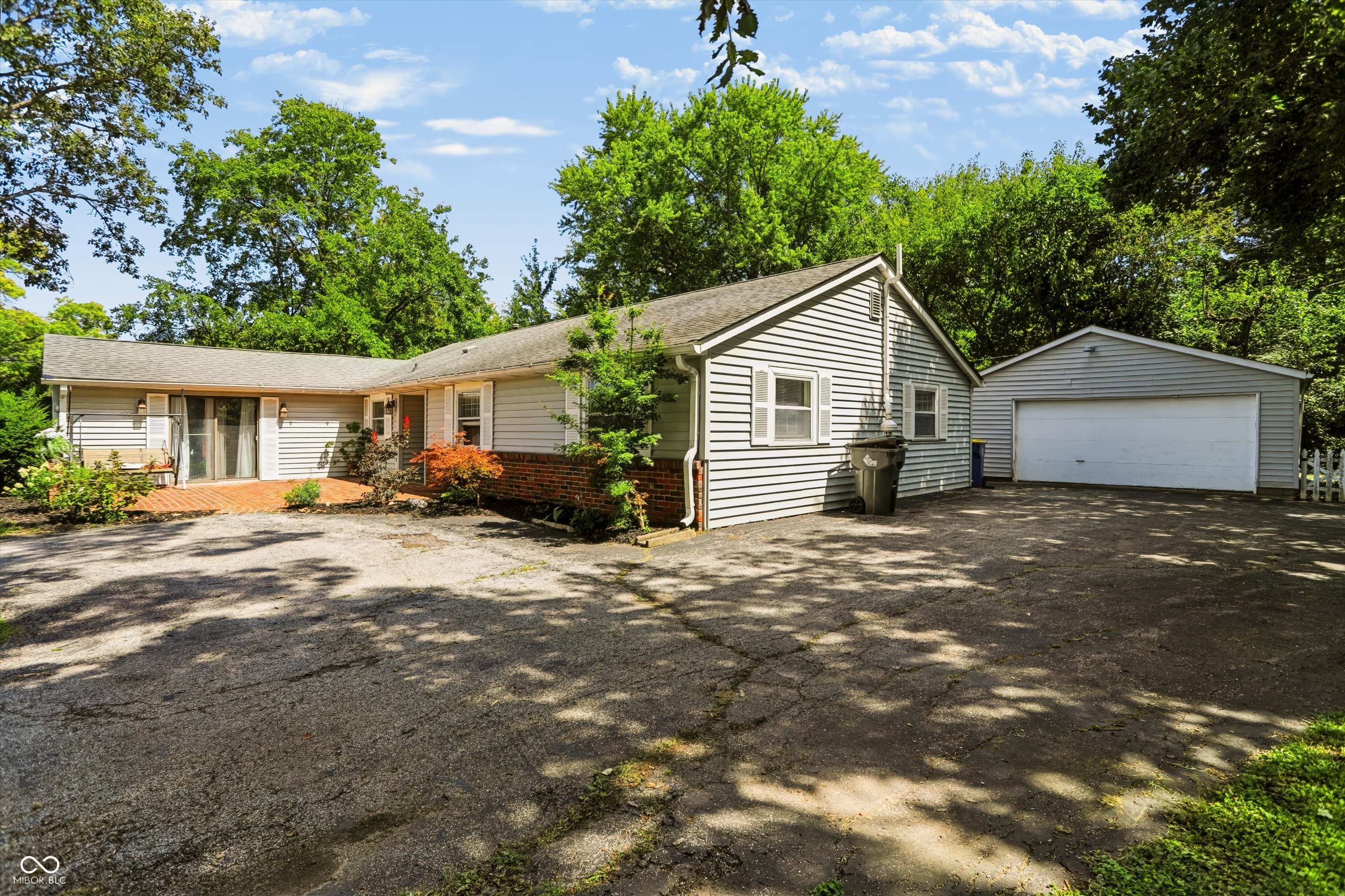 7105 Hague Road Indianapolis, IN 46256 - Photo 5 of 61 Gallery Image 5