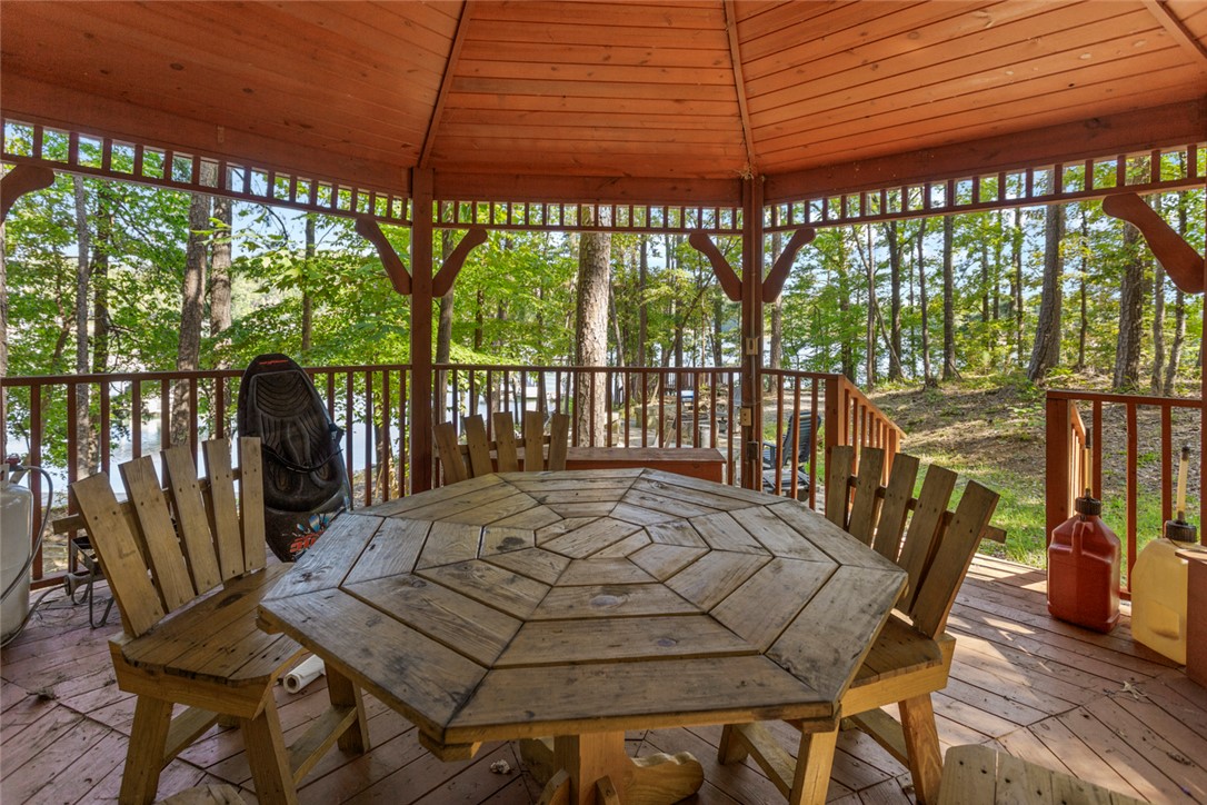 509 Peninsula Road West Union, SC 29696 - Photo 12 of 29 Gallery Image 12
