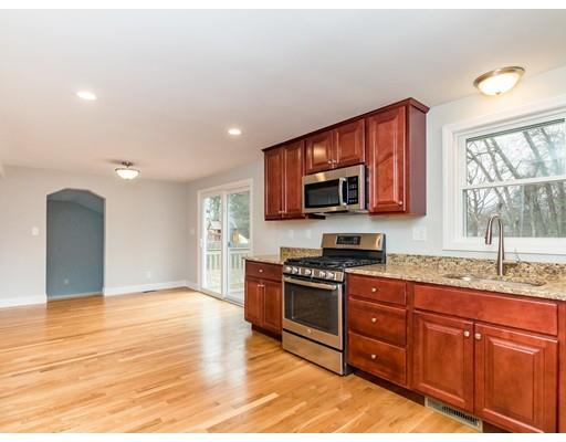 8 David Road Billerica, MA 01821 - Photo 4 of 23 Gallery Image 4