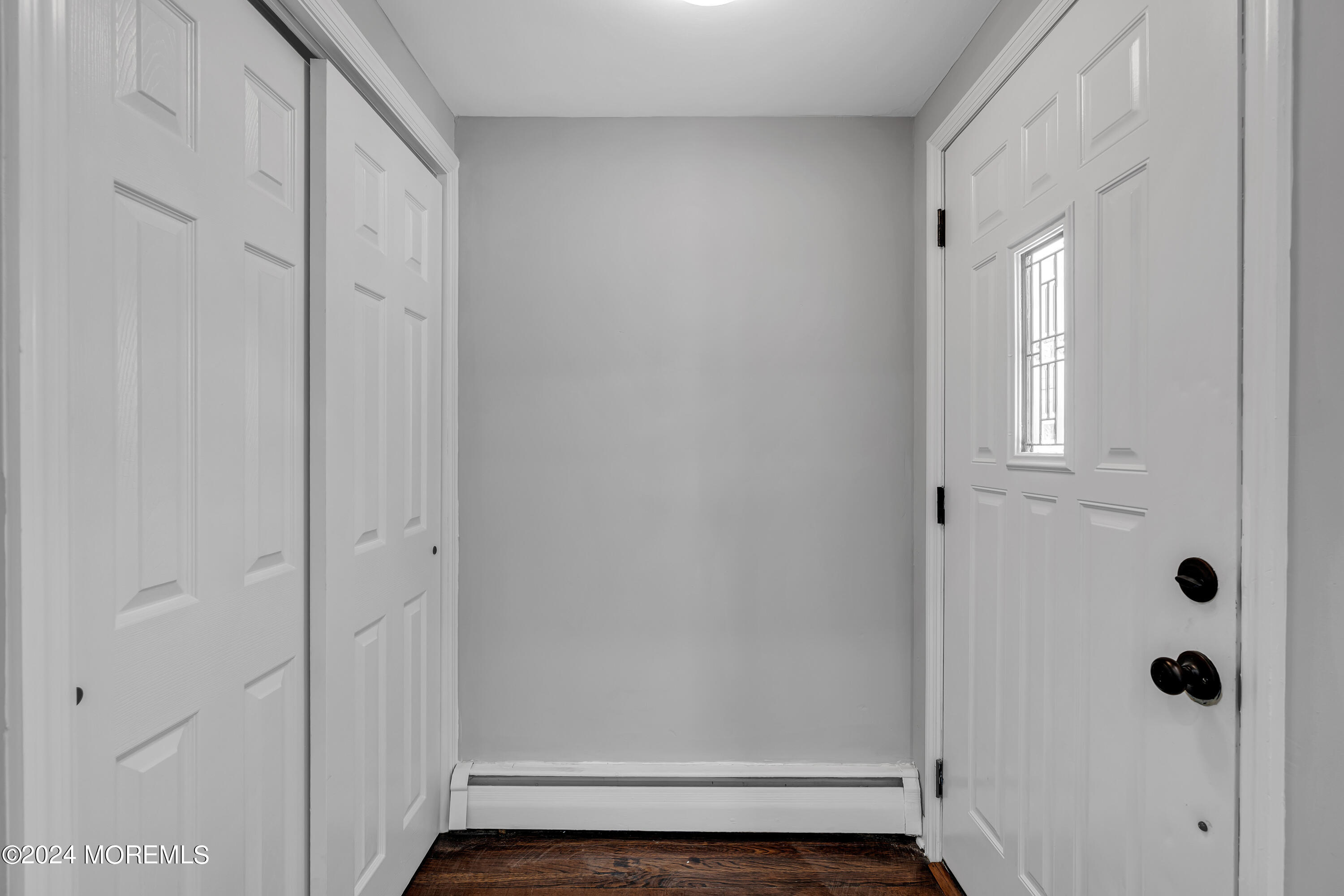 7 Squirrel Road Neptune Township, NJ 07753 - Photo 11 of 34 009_dsc04426