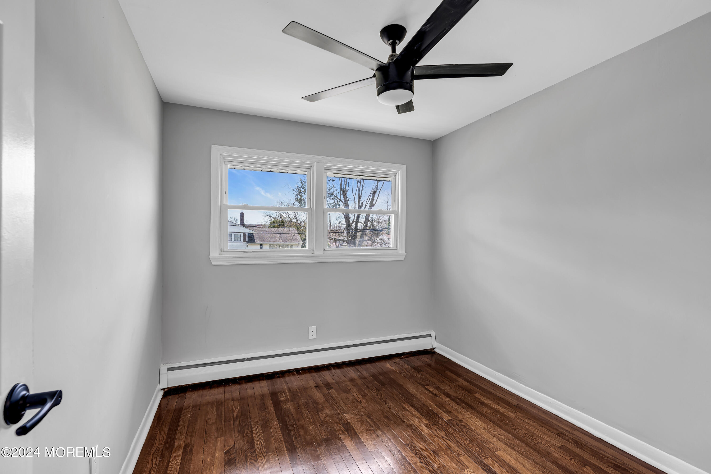 7 Squirrel Road Neptune Township, NJ 07753 - Photo 19 of 34 038_dsc04566