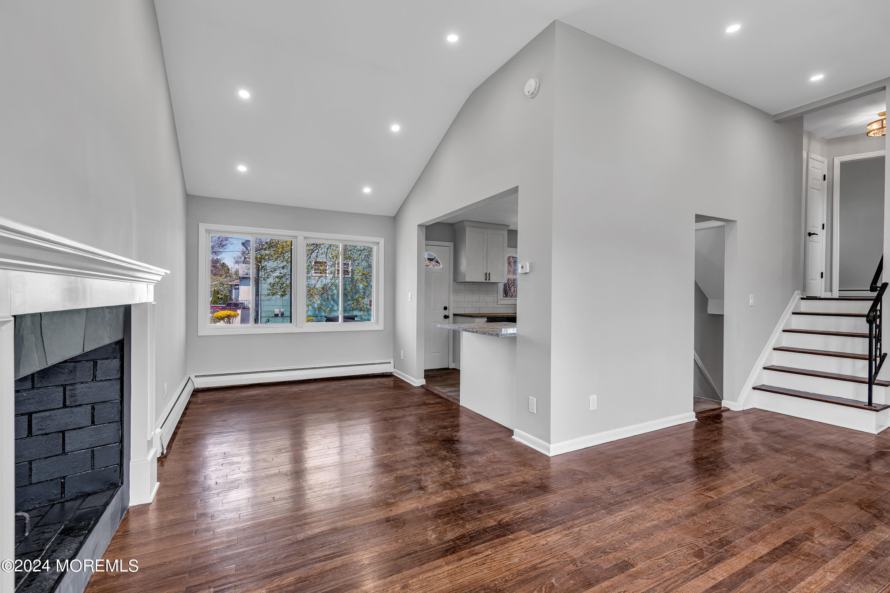 7 Squirrel Road Neptune Township, NJ 07753 - Photo 7 of 34 010_dsc04431