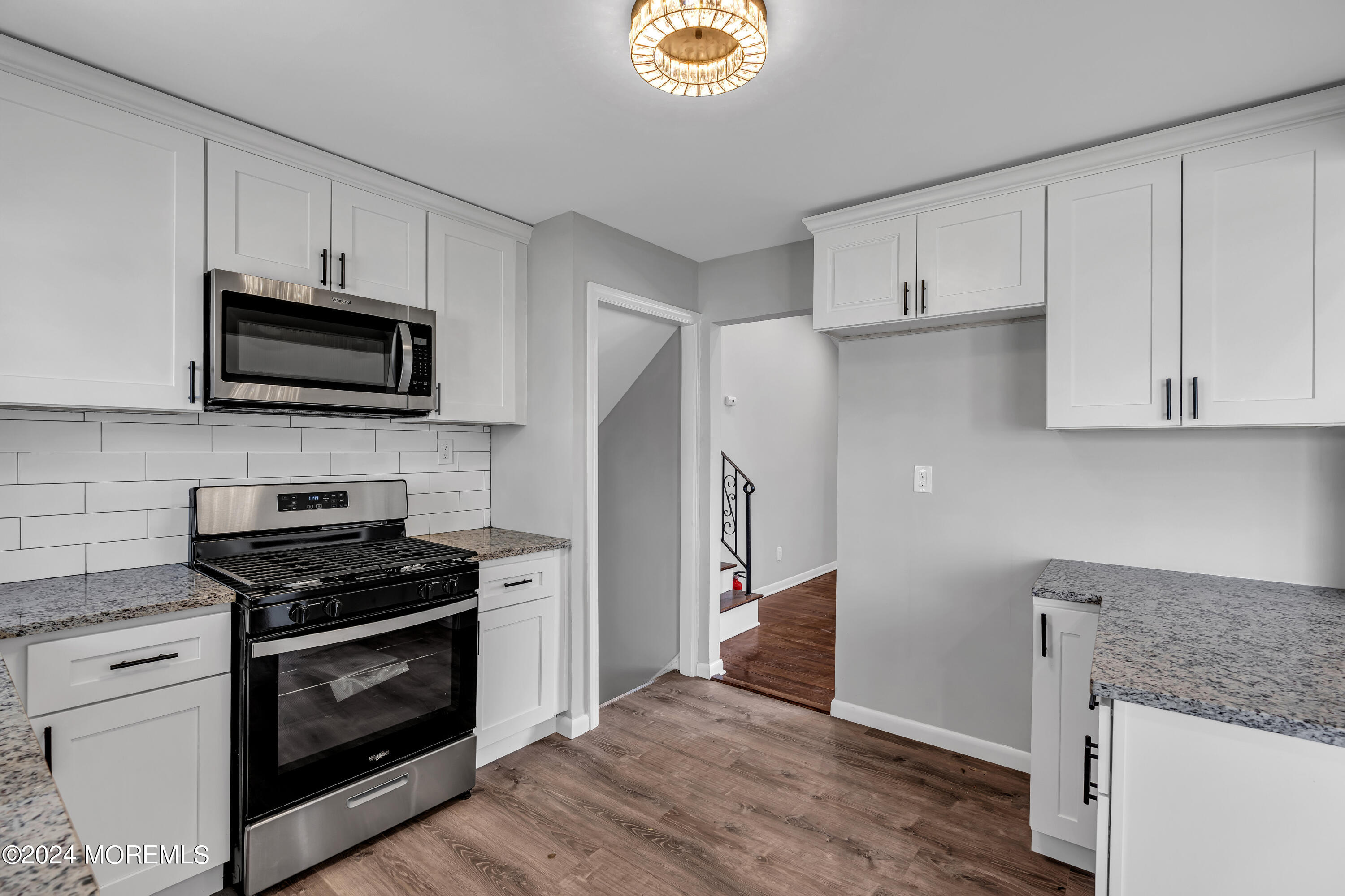 7 Squirrel Road Neptune Township, NJ 07753 - Photo 8 of 34 017_dsc04466