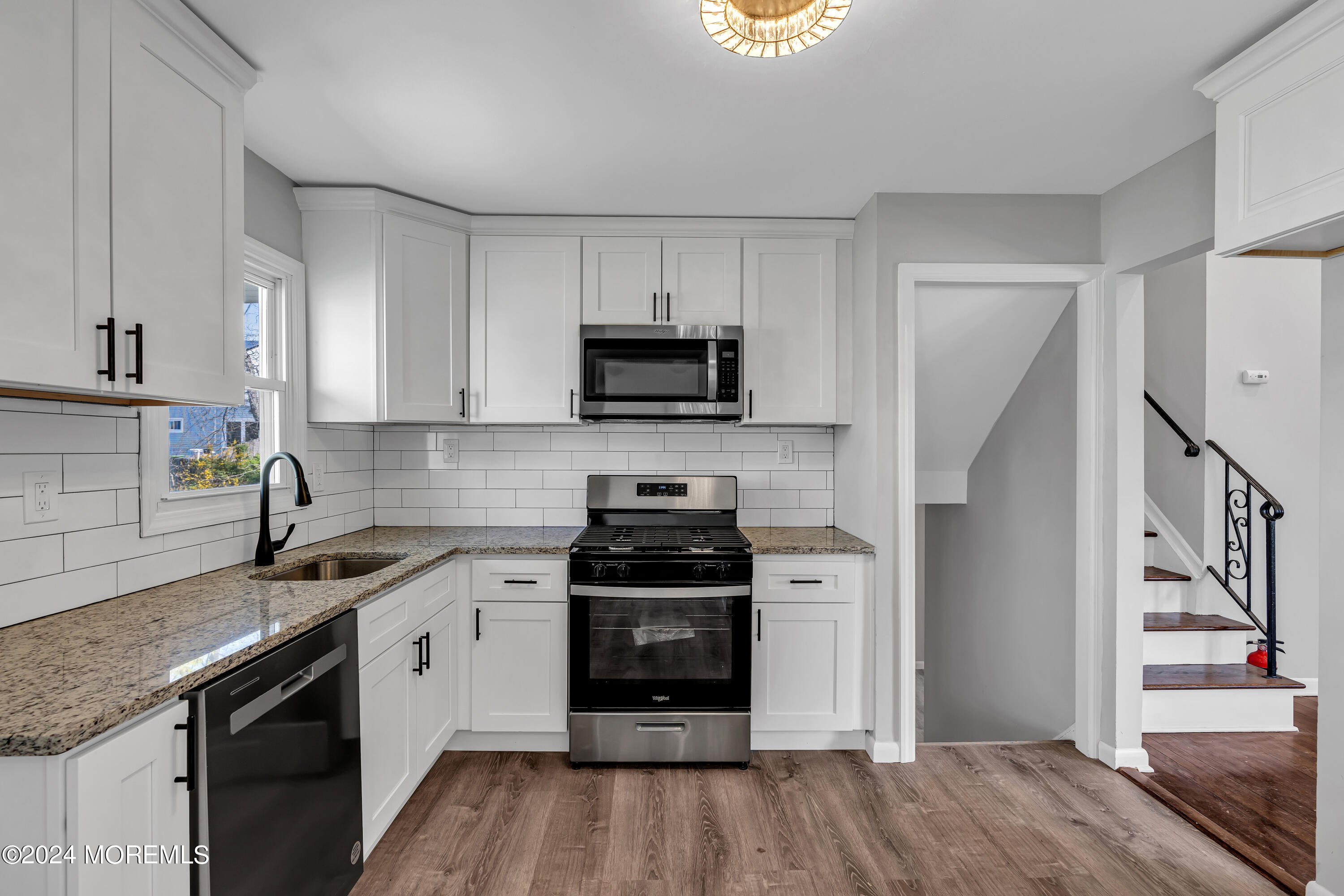 7 Squirrel Road Neptune Township, NJ 07753 - Photo 10 of 34 018_dsc04471