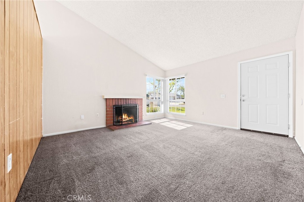 3151 Neptune Drive Riverside, CA 92503 - Photo 5 of 40