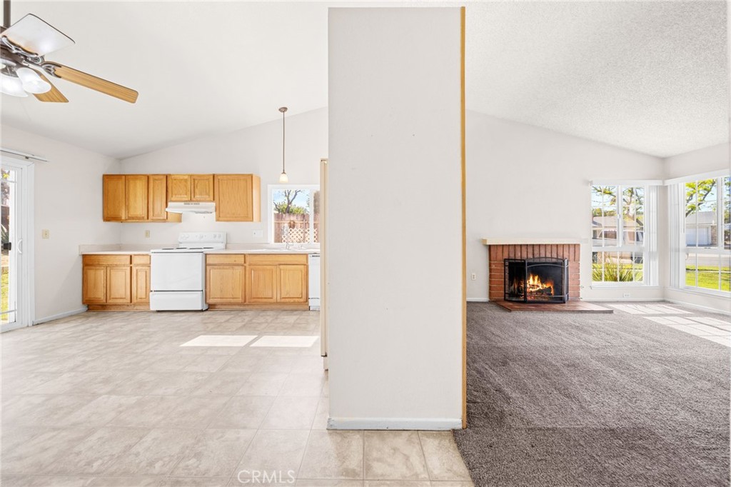 3151 Neptune Drive Riverside, CA 92503 - Photo 7 of 40