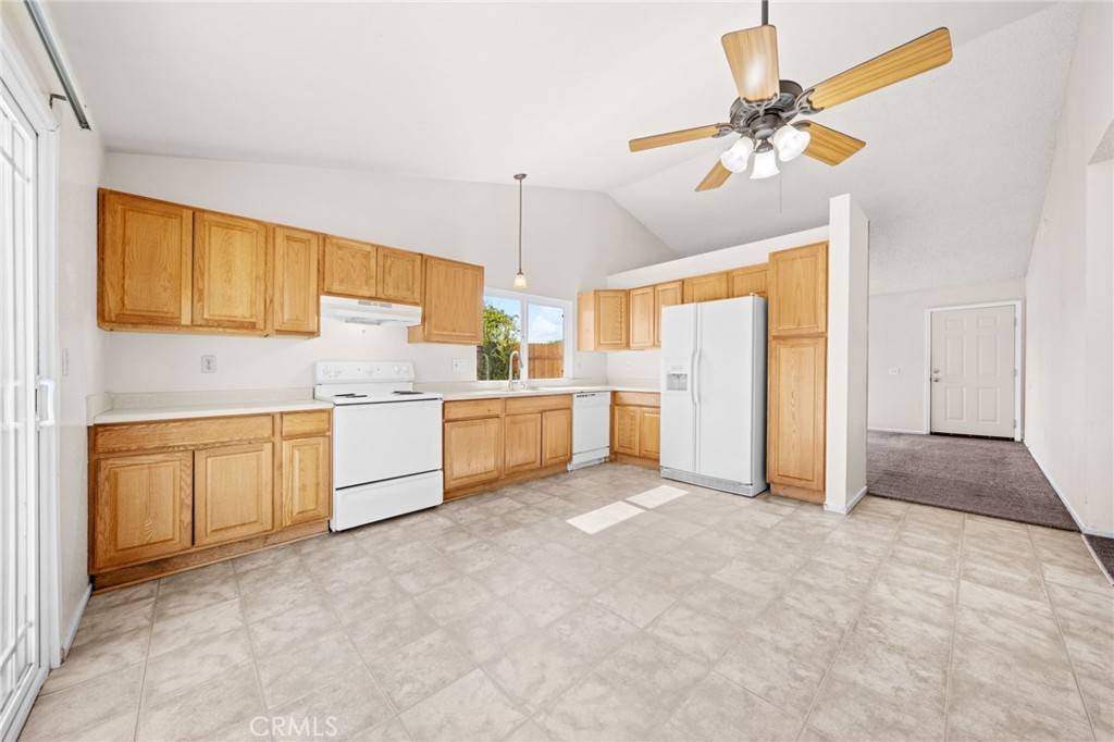 3151 Neptune Drive Riverside, CA 92503 - Photo 9 of 40