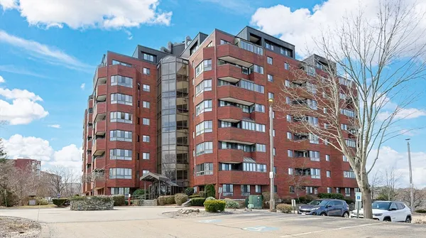 $399,000 | 200 Burkhall Street, Unit 408, Weymouth, MA 02190