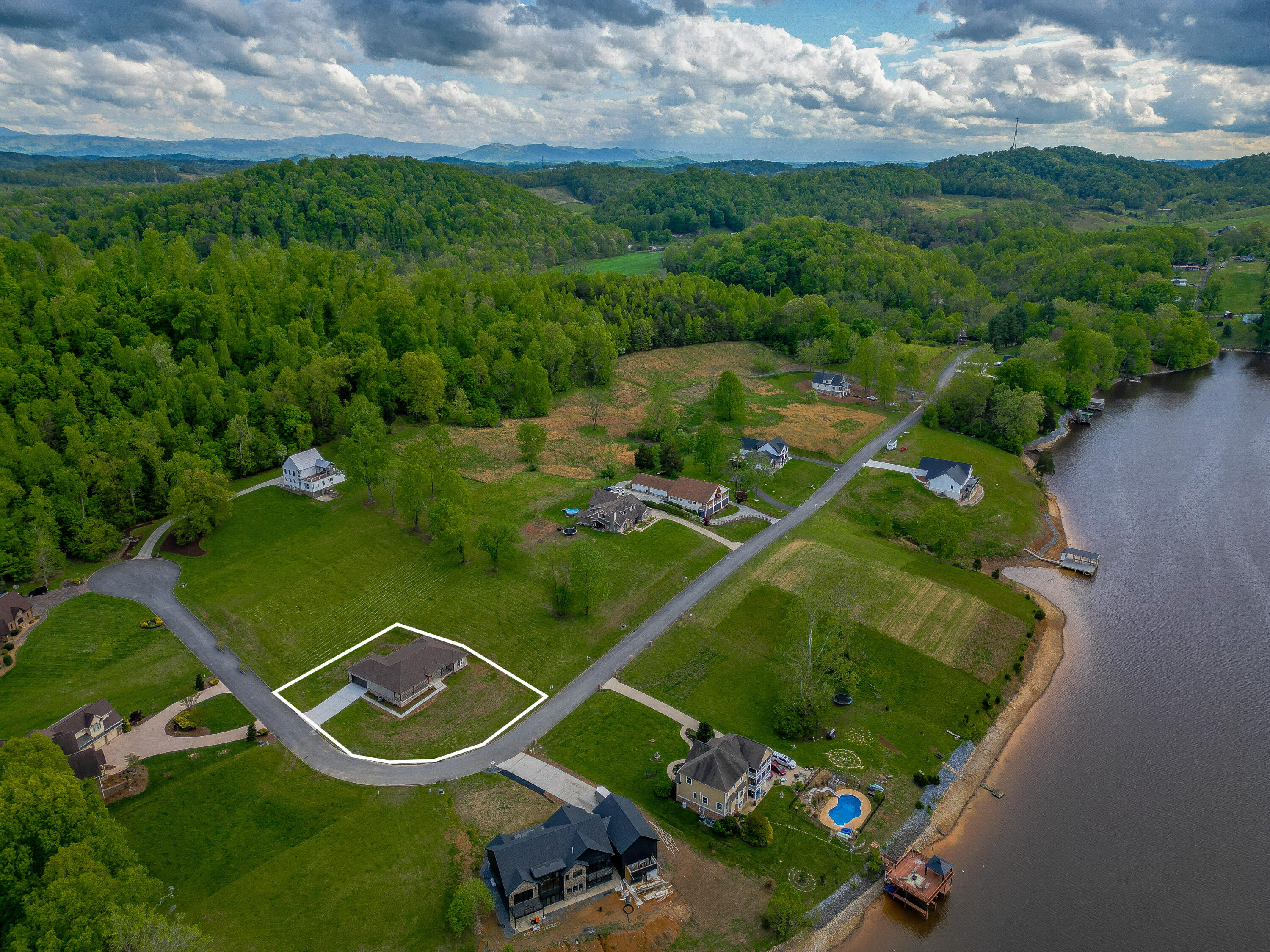 1235 Reynolds Road Piney Flats, TN 37686 - Photo 10 of 45 dji_fly_20230427_172914_166_168273042849