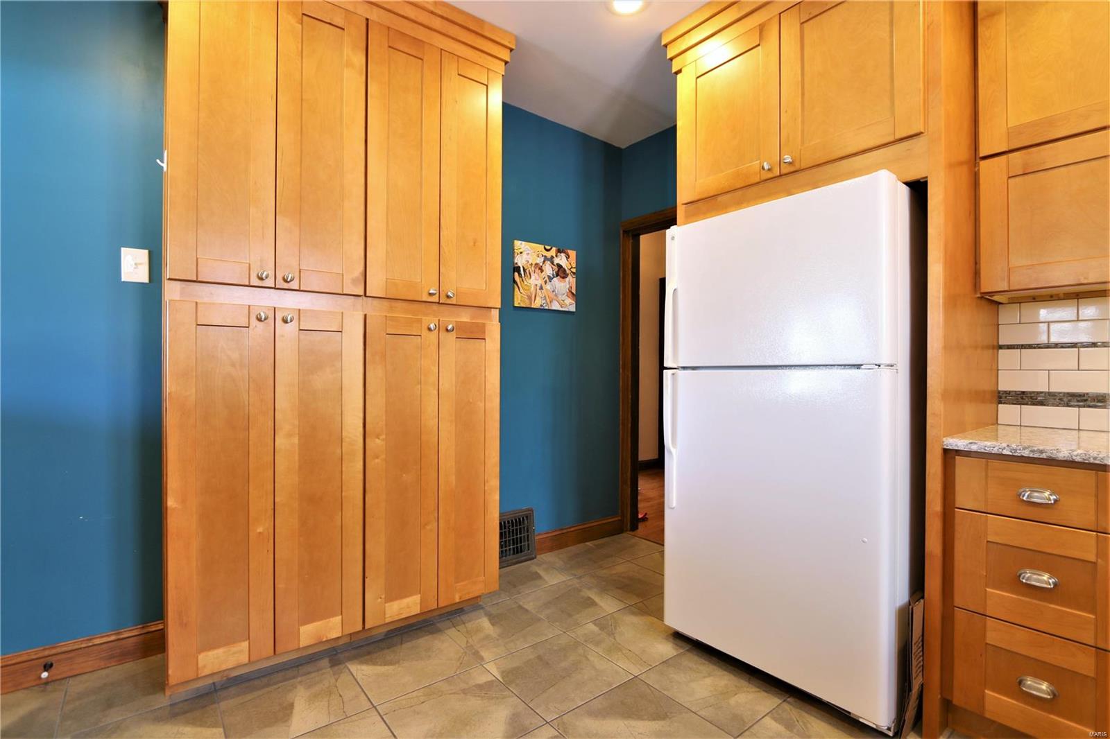 5711 Rosa Avenue St. Louis, MO 63109 - Photo 13 of 36 Gallery Image 13