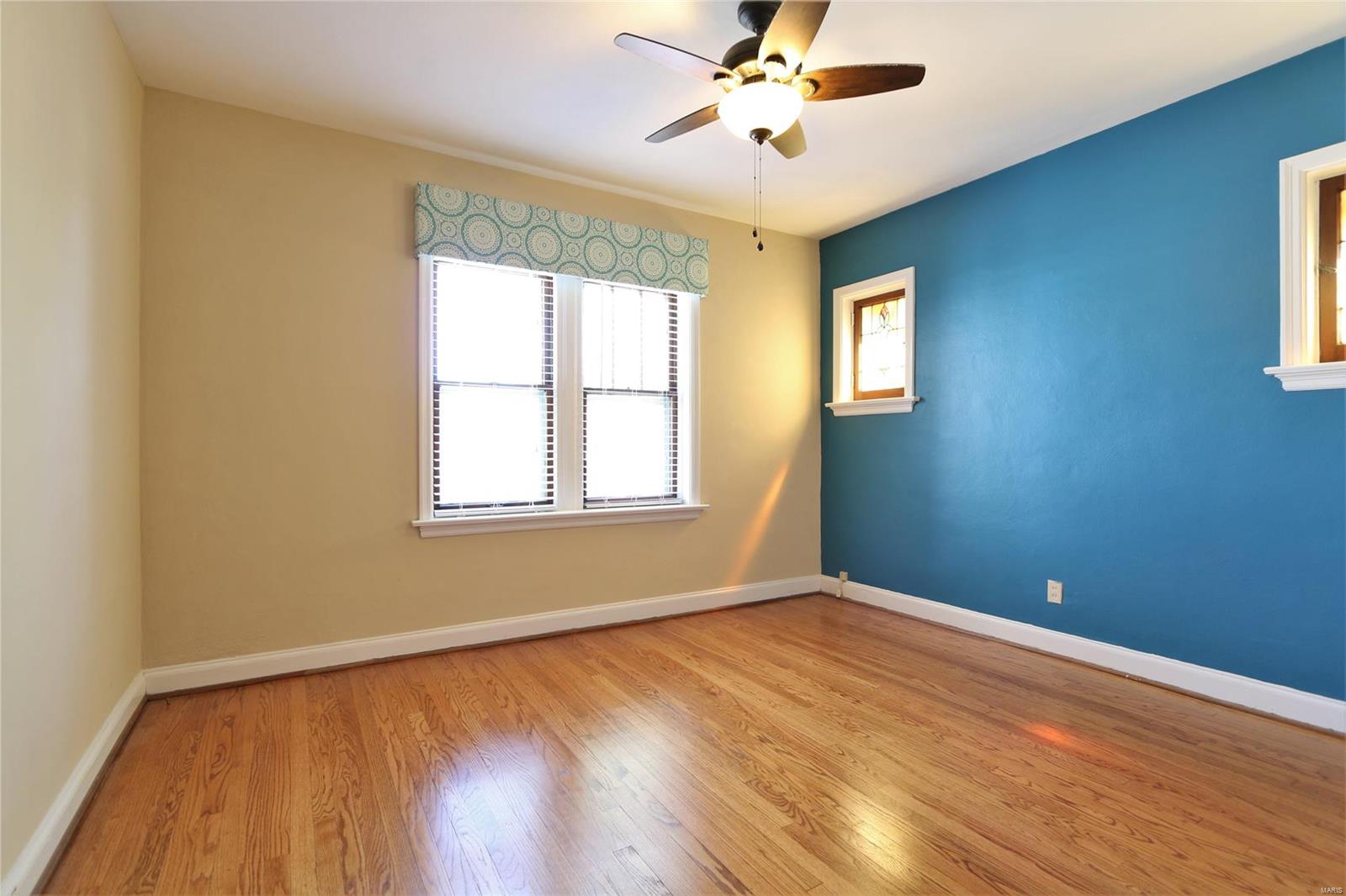 5711 Rosa Avenue St. Louis, MO 63109 - Photo 16 of 36 Gallery Image 16