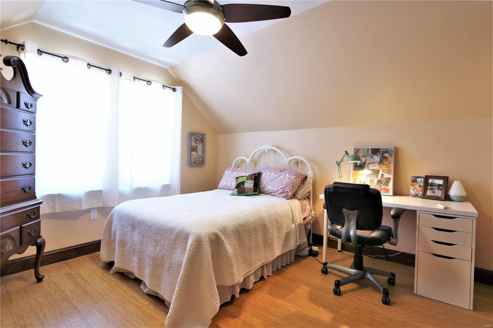 5711 Rosa Avenue St. Louis, MO 63109 - Photo 24 of 36 Gallery Image 24