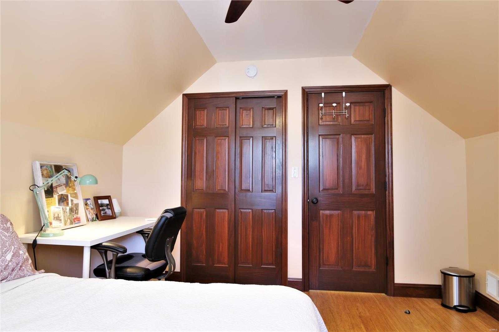 5711 Rosa Avenue St. Louis, MO 63109 - Photo 25 of 36 Gallery Image 25