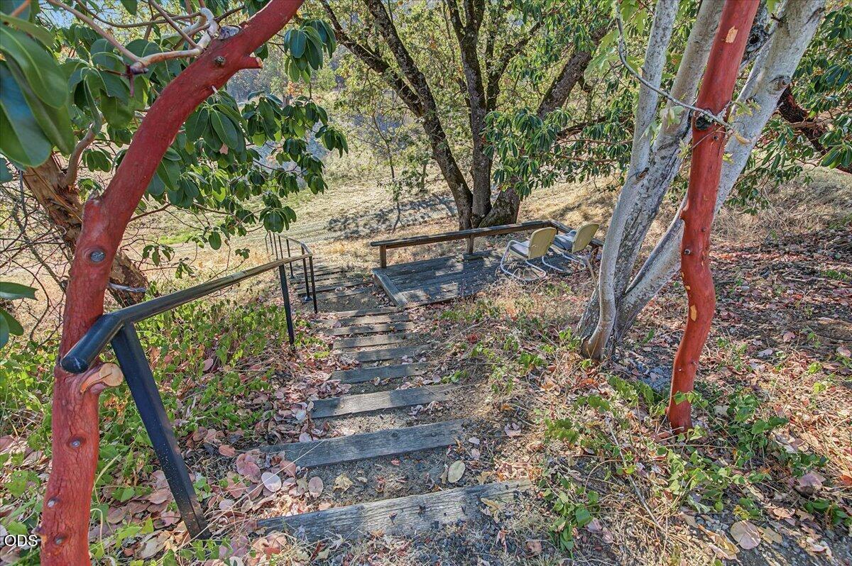 2094 Knowles Road Medford, OR 97501 - Photo 68 of 71 Gallery Image 68
