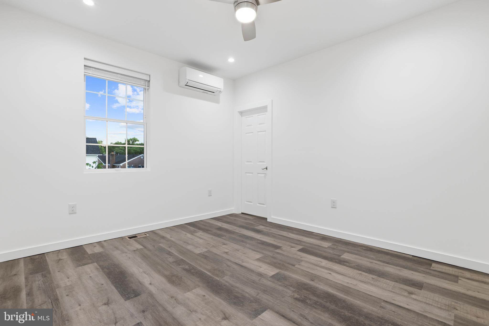 6925 Barrett Road Falls Church, VA 22042 - Photo 37 of 75 Gallery Image 37
