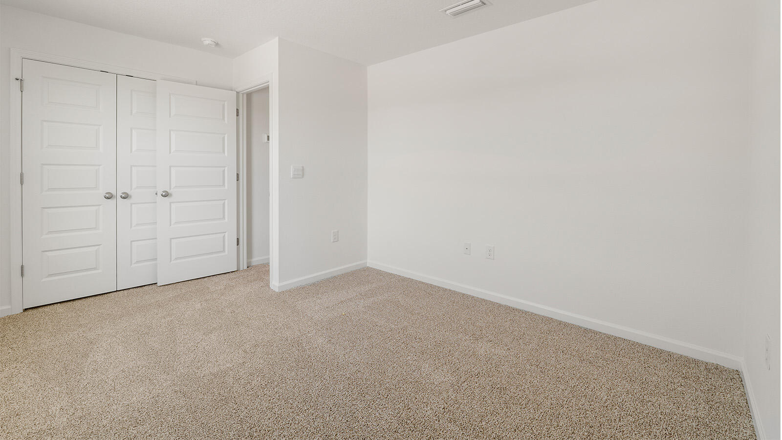 81 Bluebeech Street Freeport, FL 32439 - Photo 17 of 40 81_Bluebeech_Street_16_Bedroom