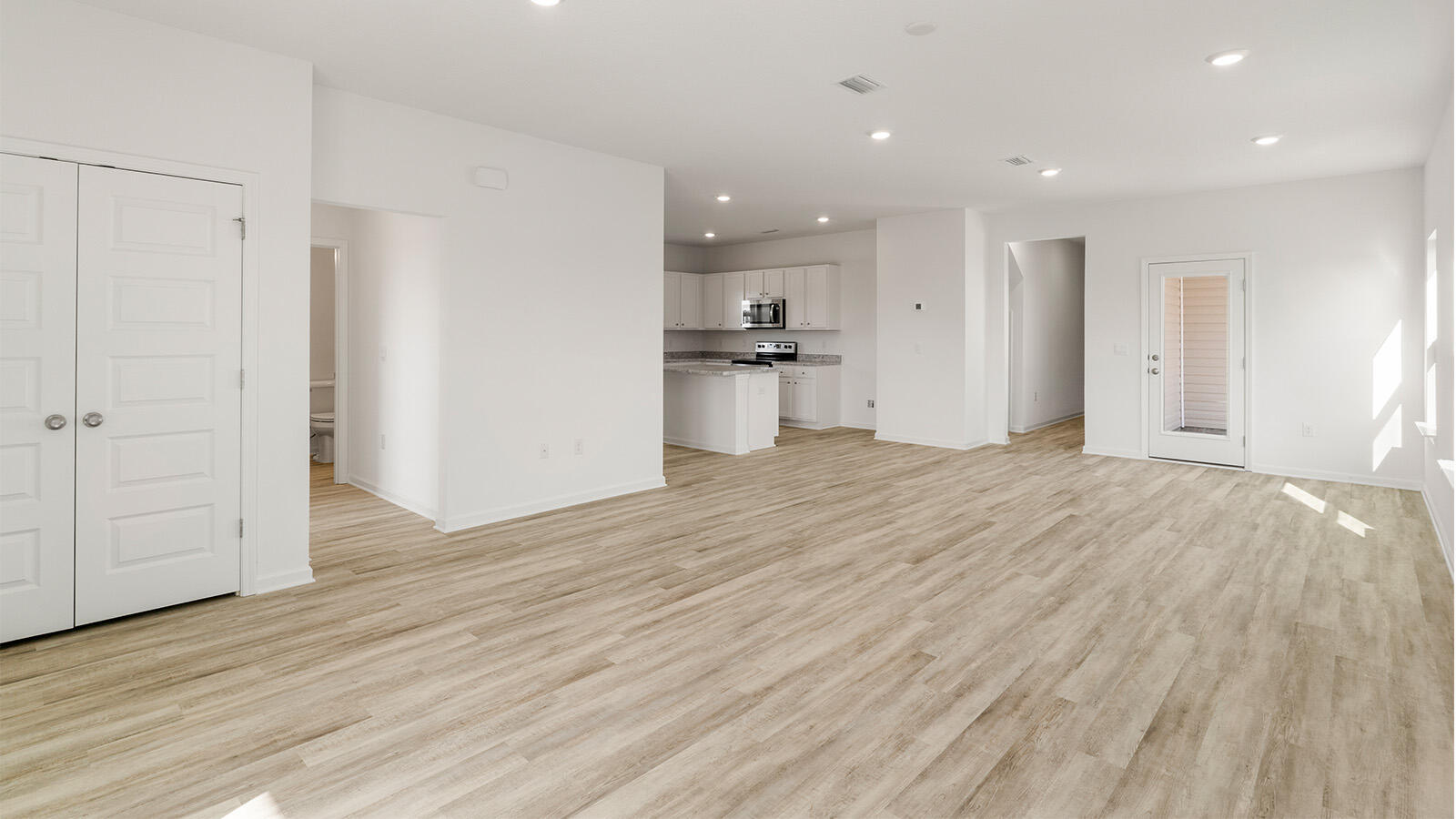 81_Bluebeech_Street_4_Living_Room