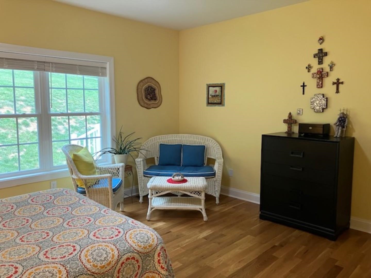 1203 Stocker Street Staunton, VA 24401 - Photo 14 of 35 a living room with furniture and a window