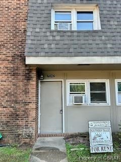 7042 Bray Road Hayes, VA 23072 - Photo 1 of 8