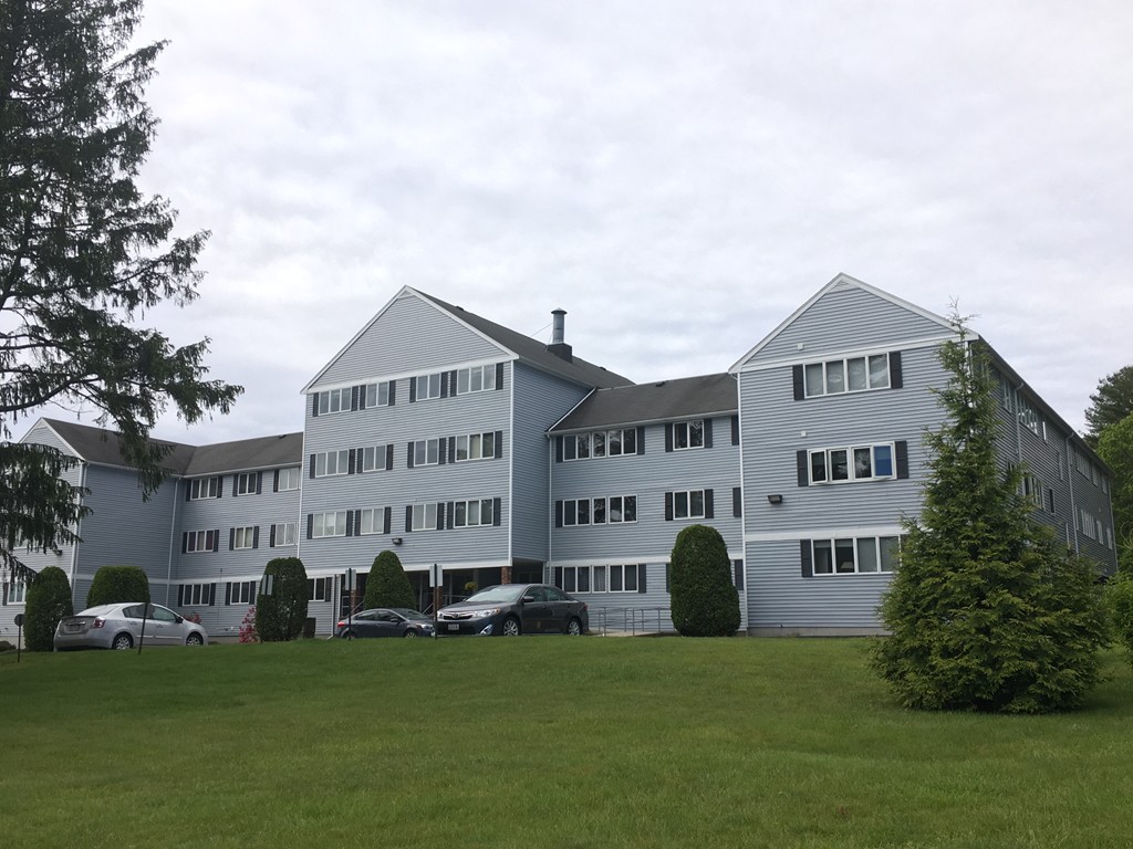36 Dunham Road, Unit 202 Beverly, MA 01915 - Photo 1 of 19 Gallery Image 1