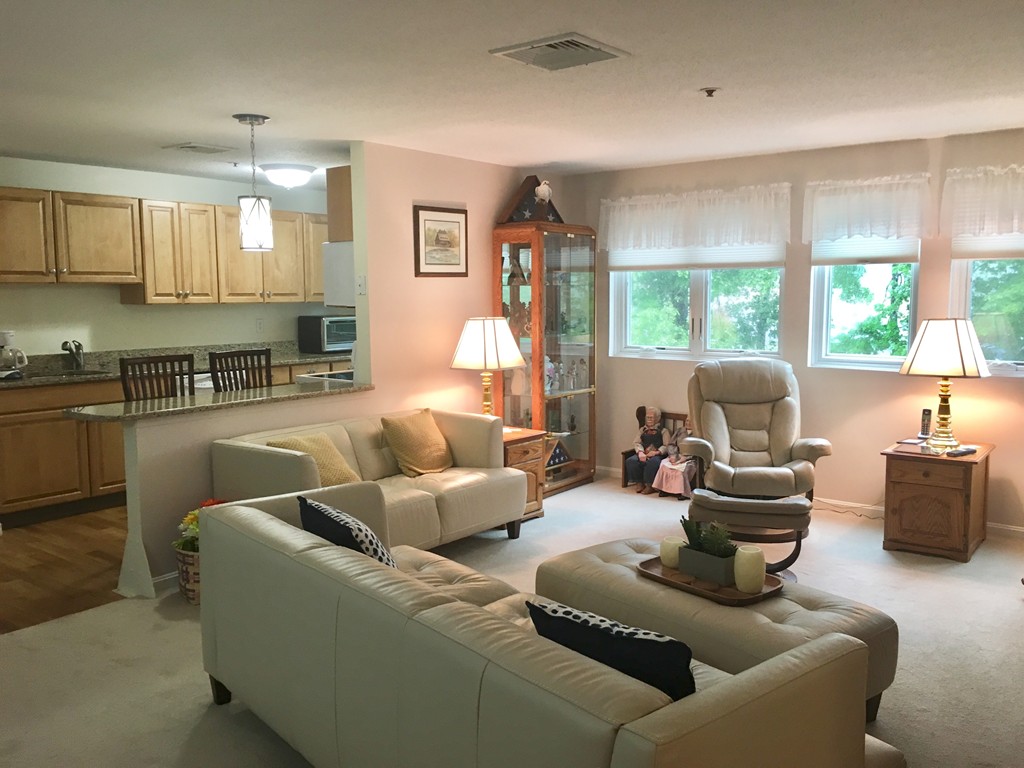 36 Dunham Road, Unit 202 Beverly, MA 01915 - Photo 4 of 19 Gallery Image 4