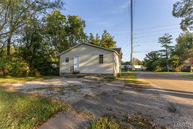$82,500 | 1000 West Victor Street, Poplar Bluff, MO 63901