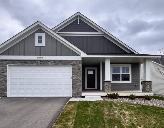 $529,900 | 20104 Globe Drive, Lakeville, MN 55044