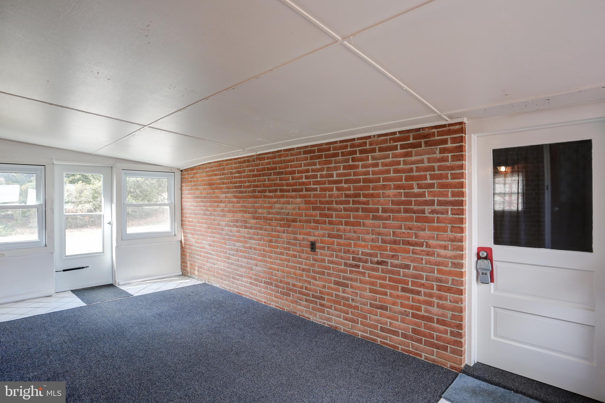 3301 Grandview Road Hanover, PA 17331 - Photo 5 of 28 Gallery Image 5