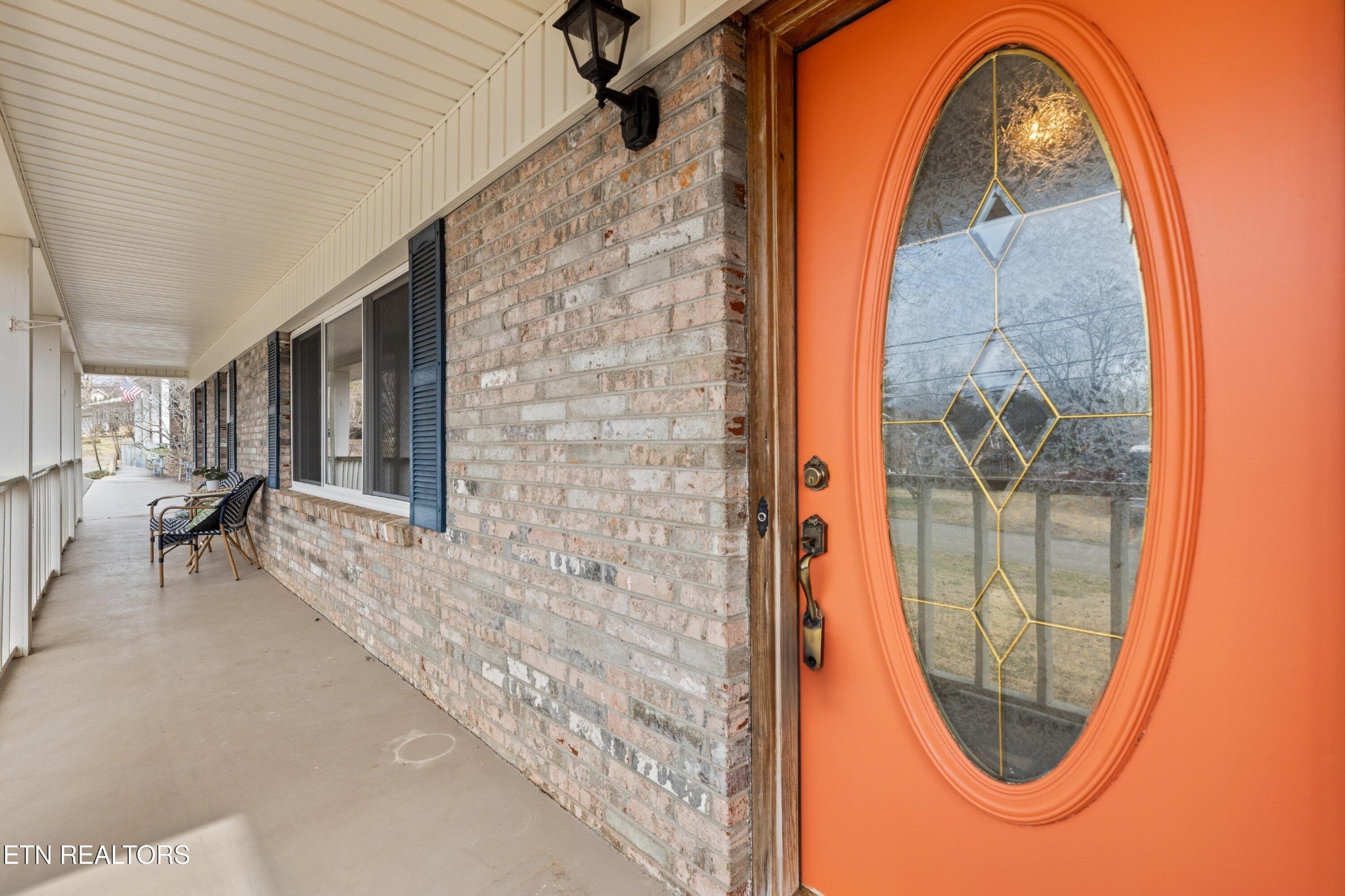 912 Naples Road Knoxville, TN 37923 - Photo 6 of 49 a view of a interior of the house