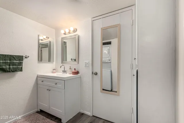 $169,000 | 461 West Holmes Avenue, Unit 350, Mesa, AZ 85210