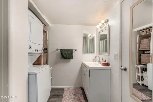 $169,000 | 461 West Holmes Avenue, Unit 350, Mesa, AZ 85210
