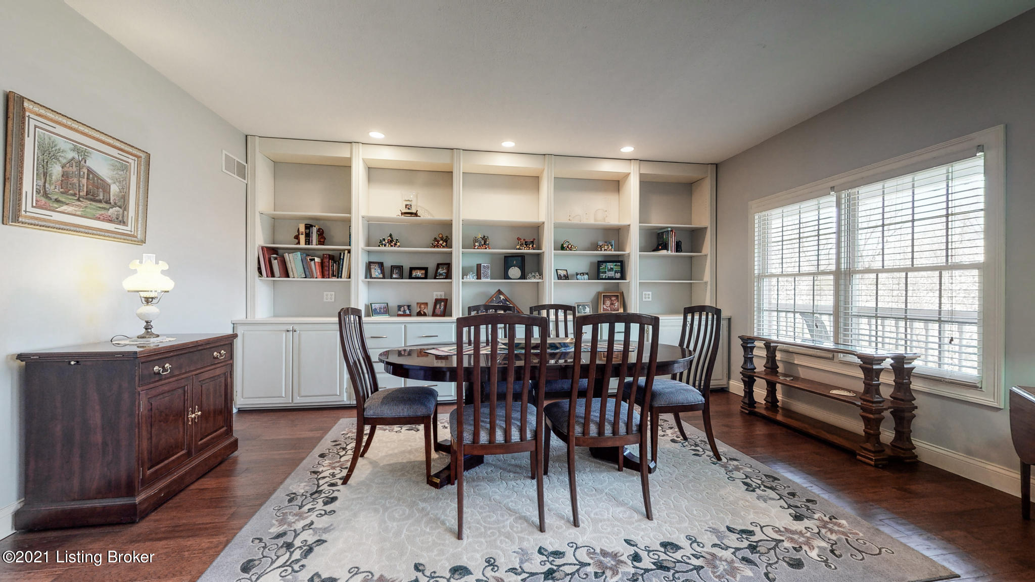 4814 Routt Road Louisville, KY 40299 - Photo 3 of 42 Dining Room
