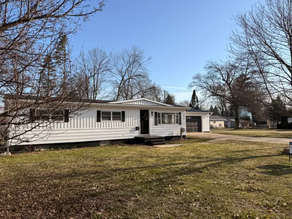 $225,000 | 231 Smith Street, Sheridan, MI 48884