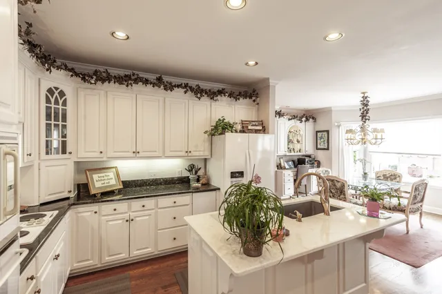 $1,200,000 | 111 Governors Point Boulevard, Hendersonville, TN 37075