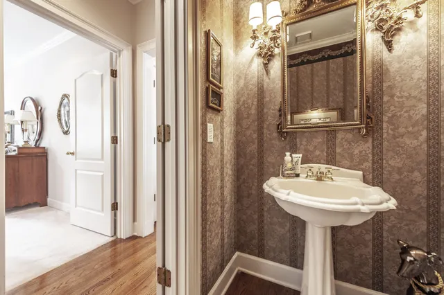 $1,200,000 | 111 Governors Point Boulevard, Hendersonville, TN 37075