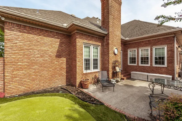 $1,200,000 | 111 Governors Point Boulevard, Hendersonville, TN 37075