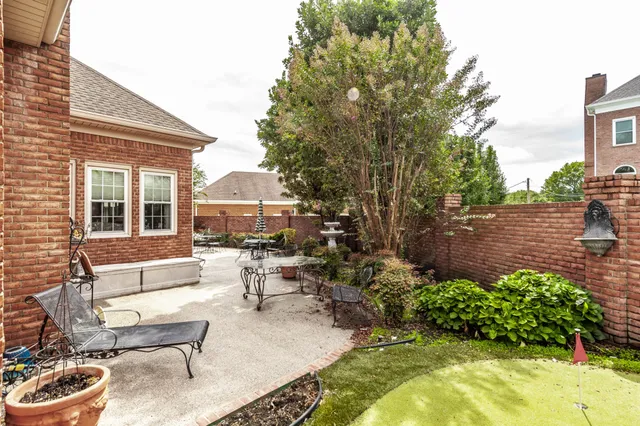 $1,200,000 | 111 Governors Point Boulevard, Hendersonville, TN 37075