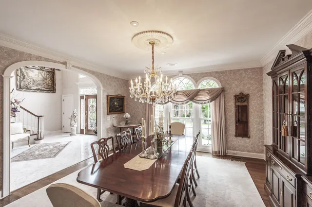 $1,200,000 | 111 Governors Point Boulevard, Hendersonville, TN 37075